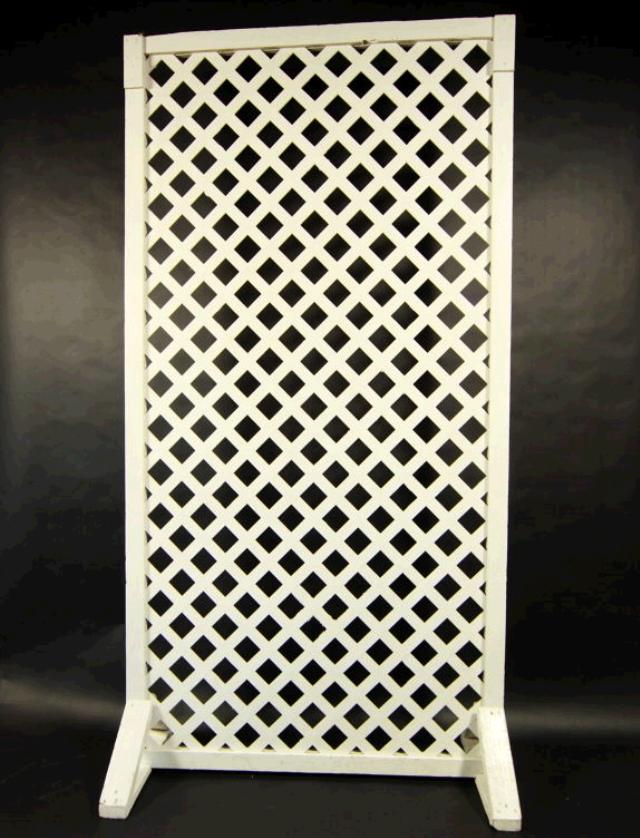 Where to rent LATTICE, WHITE 4FT X 8FT in San Dimas CA
